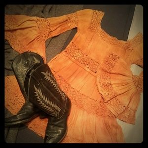 Free People, vintage looking lace trim, lined dres